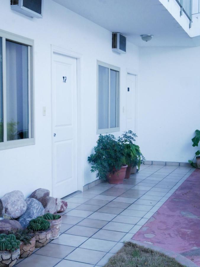 Hotel La Huerta Río Verde エクステリア 写真