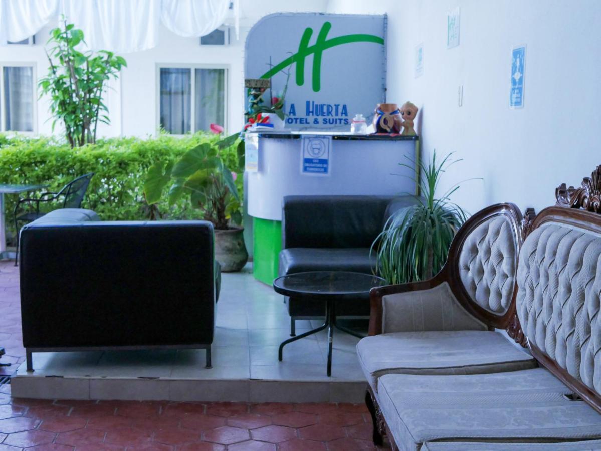 Hotel La Huerta Río Verde エクステリア 写真