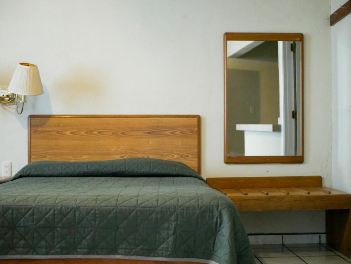 Hotel La Huerta Río Verde エクステリア 写真